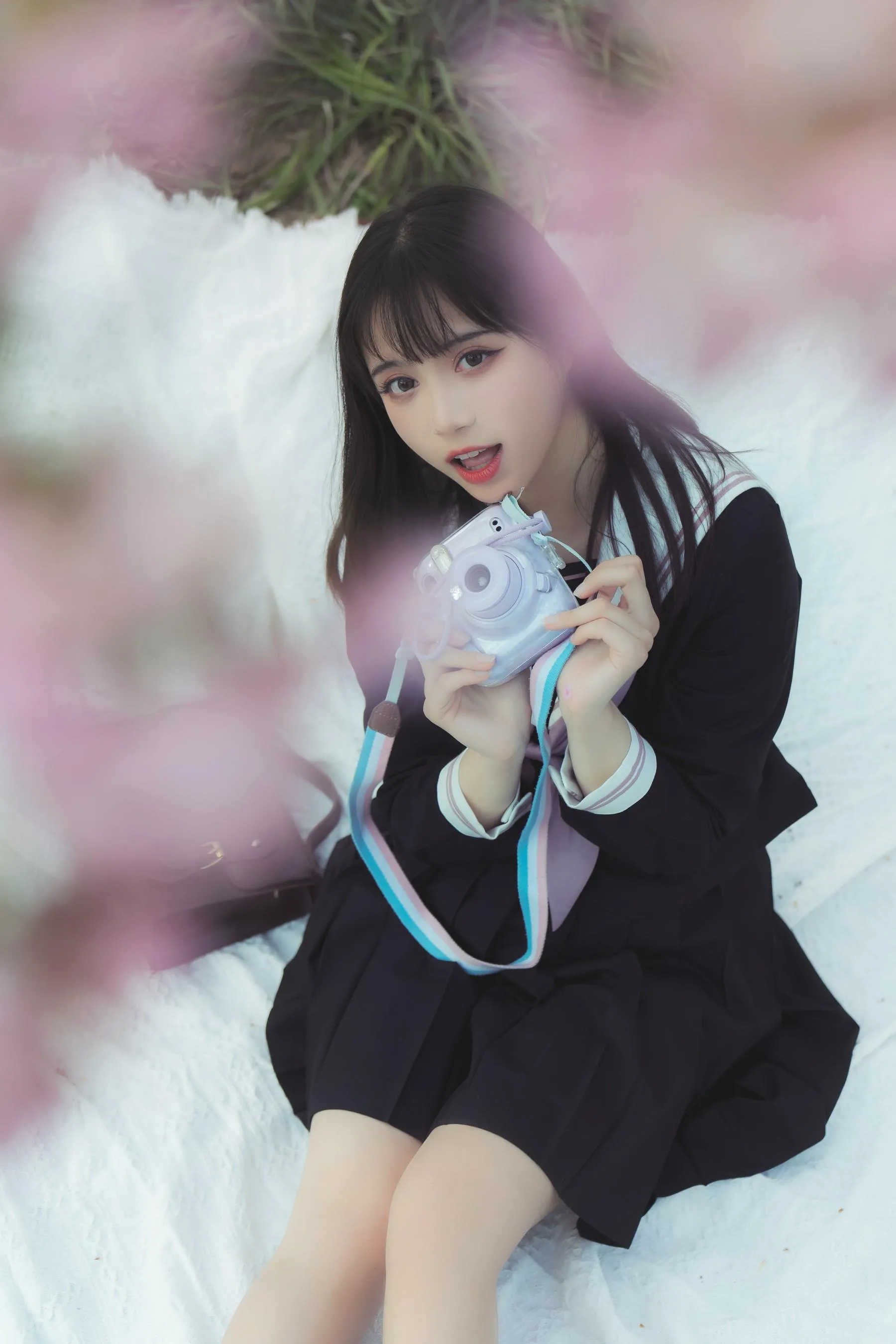 [艺图语] 2022.05.11 你与春天 贰加六 [22P]插图9